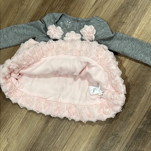 12 month top - Picture 3 of 3